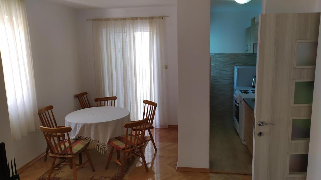 Apartment Flat For Rent Marinovic *